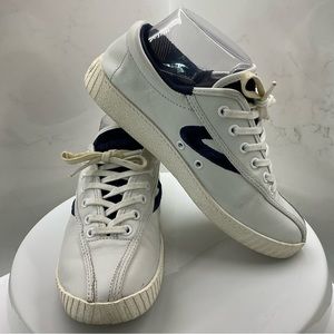 Tretorn Nylite Plus in Leather and Velvet women’s size 6